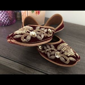 Jutti Woman’s Embellished Burgundy Velvet Leather Flats Size 9